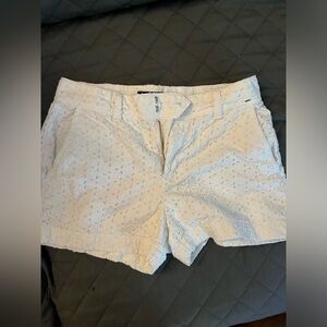 Gap eyelet shorts, gently used size 0